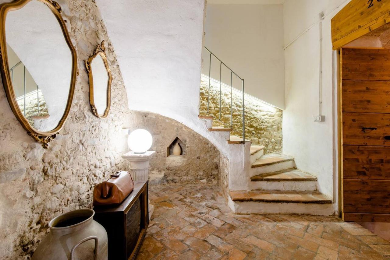 La Casa Sulle Mura Montecchio Emilia Bagian luar foto